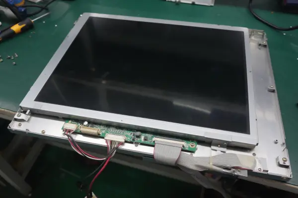 ATM monitor replacement interface and mounting inspection